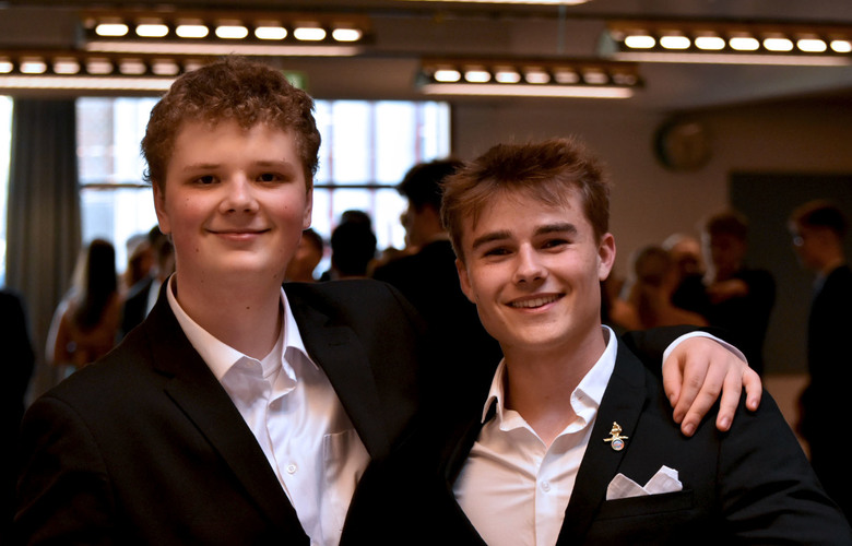 image00147