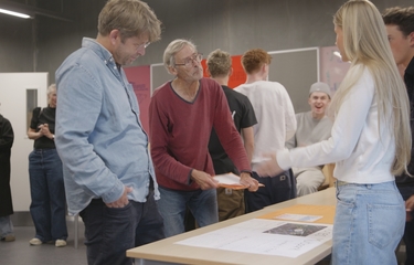 332 Clips - Video 00 52 57 11